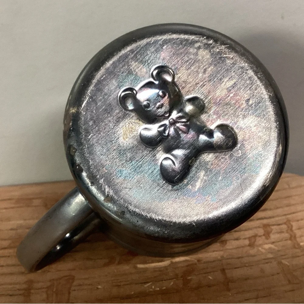⚫️ Vintage - Silver Plate Baby’s - Toddlers Cup with Cute Bear Design on base